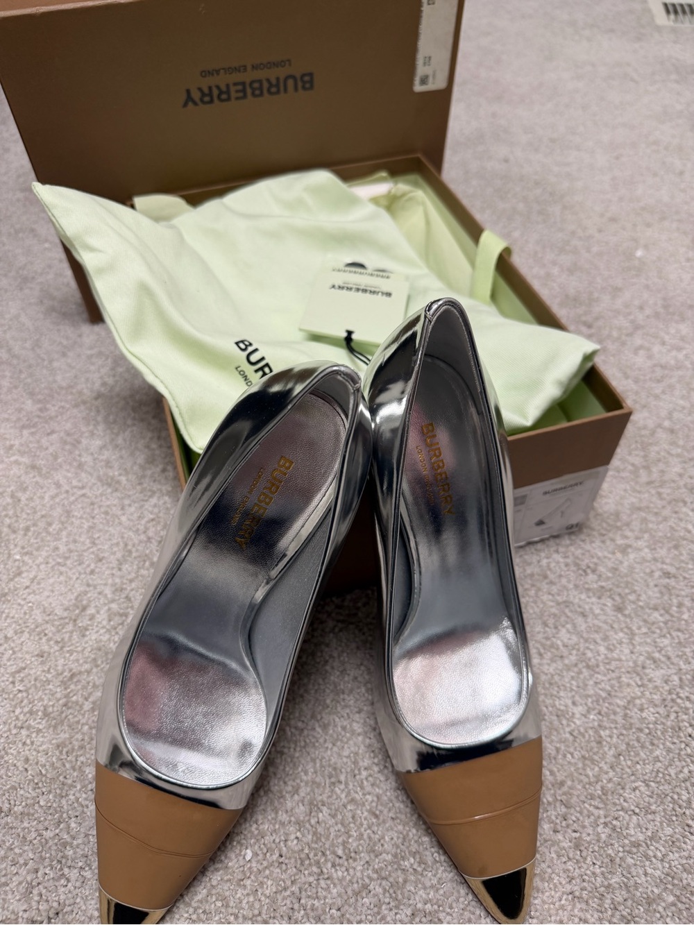 Burberry Silver Metallic Pointed Pumps with Tan Cap Toe